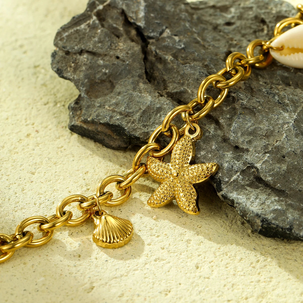 Élan Jewellery – Ocean Pendant Charm Bracelet